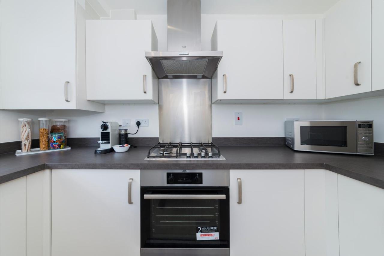 Greenfield Modern 3Br Home - Southcote Lane , Reading Exteriér fotografie