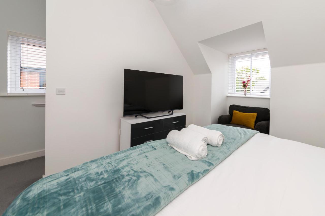 Greenfield Modern 3Br Home - Southcote Lane , Reading Exteriér fotografie