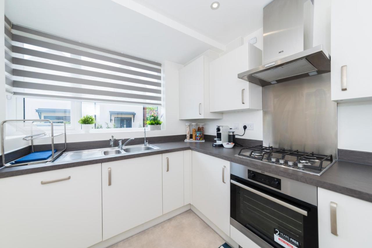 Greenfield Modern 3Br Home - Southcote Lane , Reading Exteriér fotografie