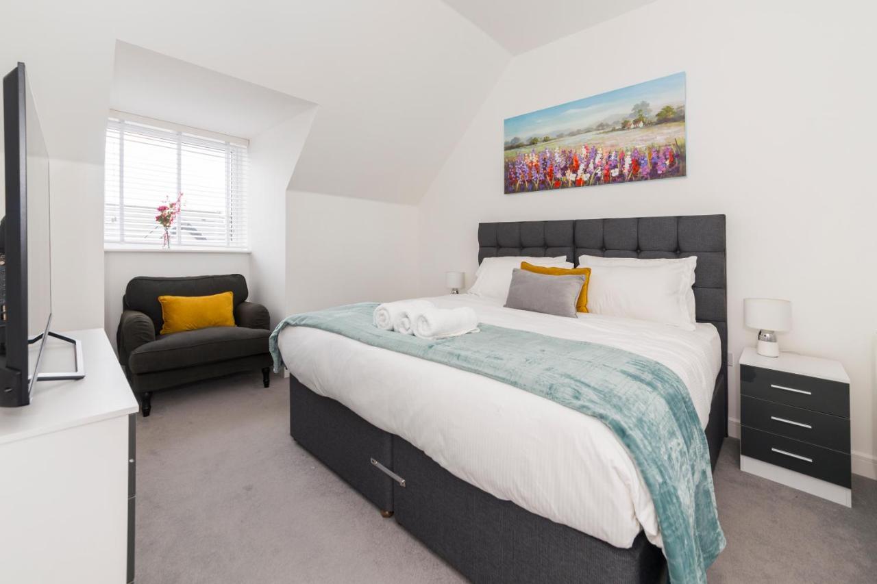 Greenfield Modern 3Br Home - Southcote Lane , Reading Exteriér fotografie