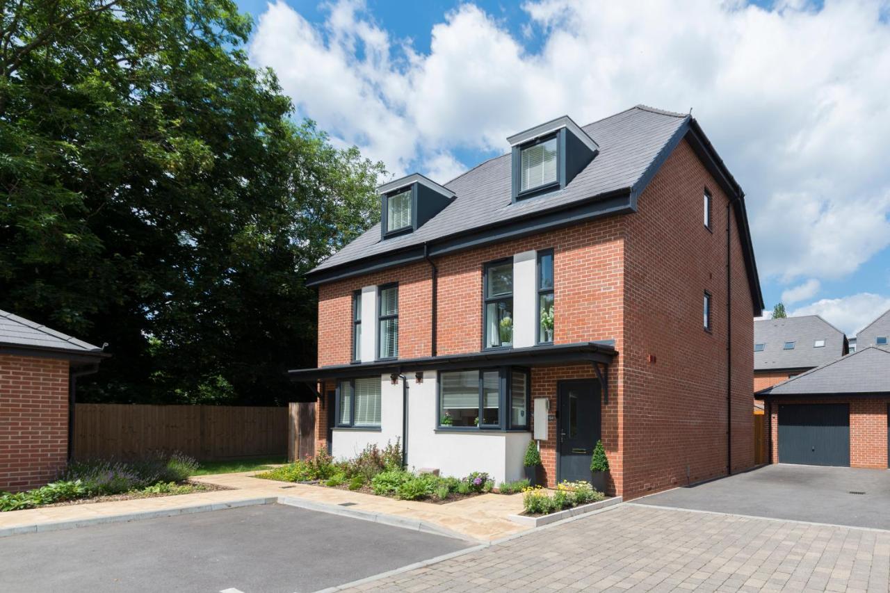 Greenfield Modern 3Br Home - Southcote Lane , Reading Exteriér fotografie