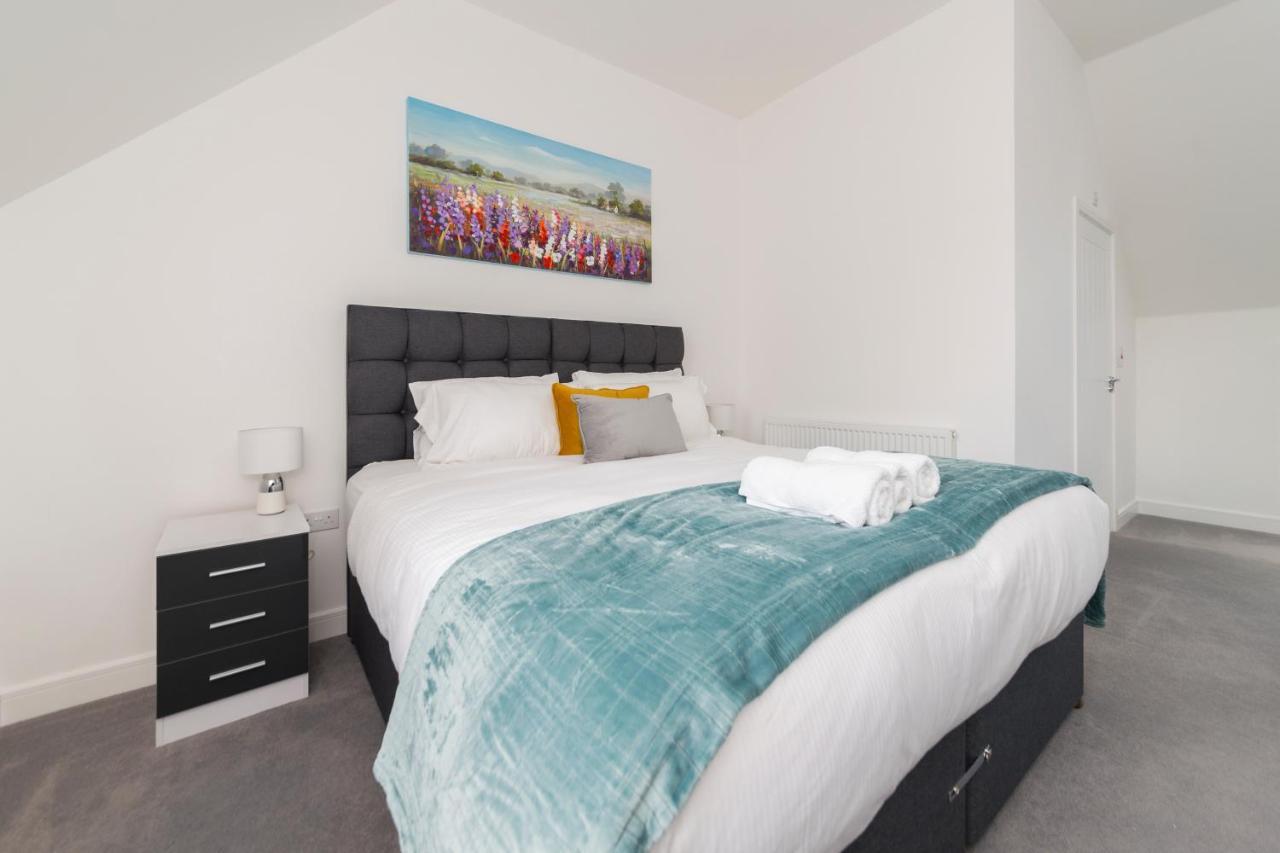 Greenfield Modern 3Br Home - Southcote Lane , Reading Exteriér fotografie